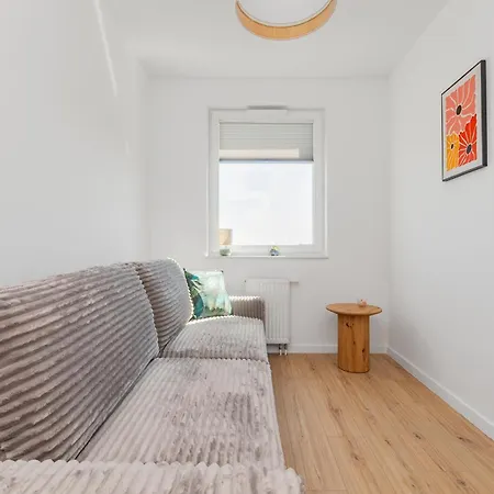 Horizon 45 By Grand Danzica